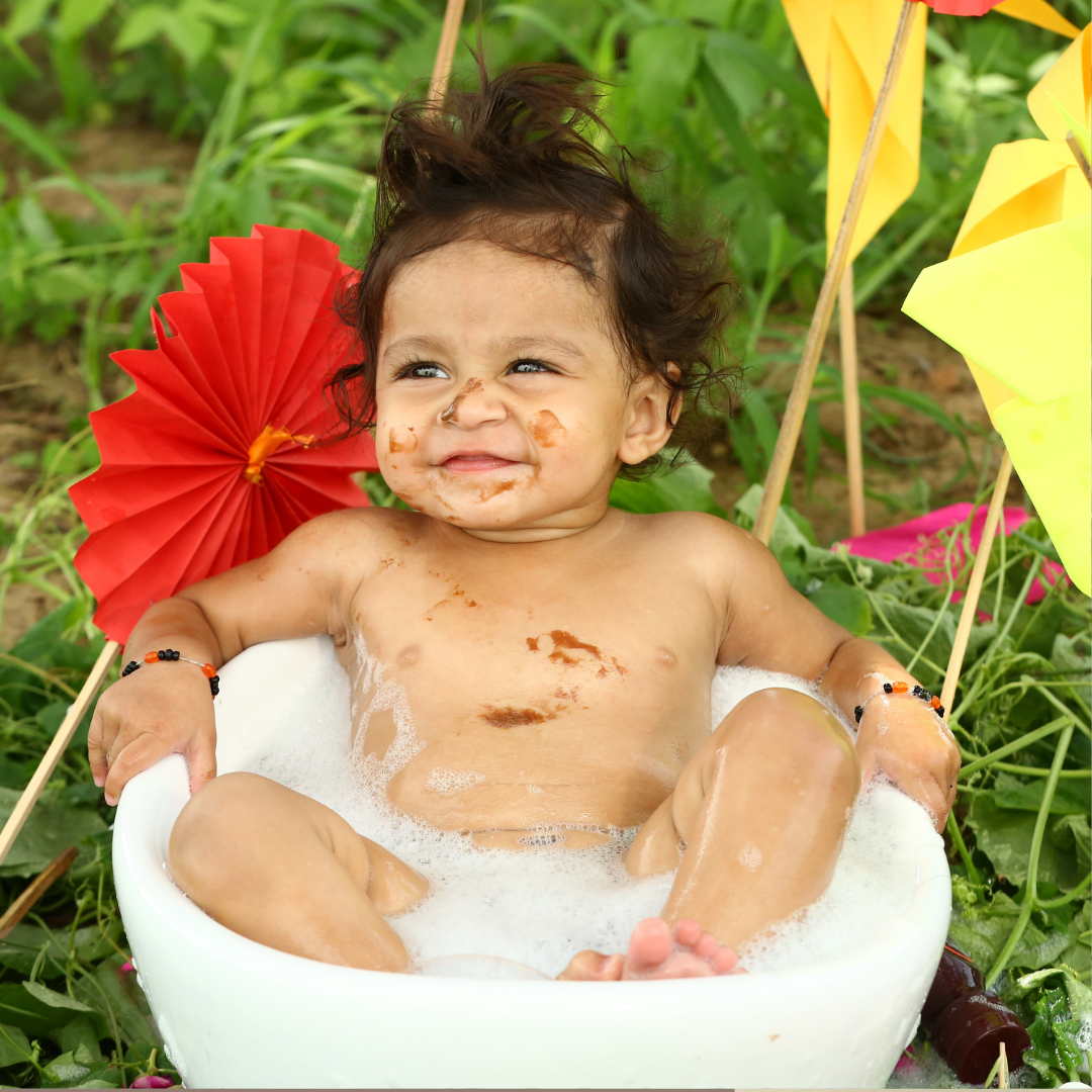 L'heure du bain : soin, détente et sécurité pour bébé