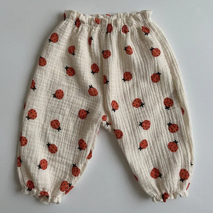 CAPRIS pants: organic cotton is making its way into baby's wardrobe (boys and girls)