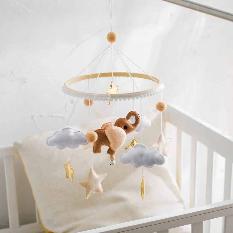 Mobil pour lit bébé
