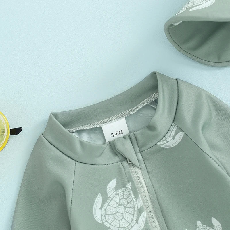 Children's anti-UV swimsuit + hat: for adventures in the sun!