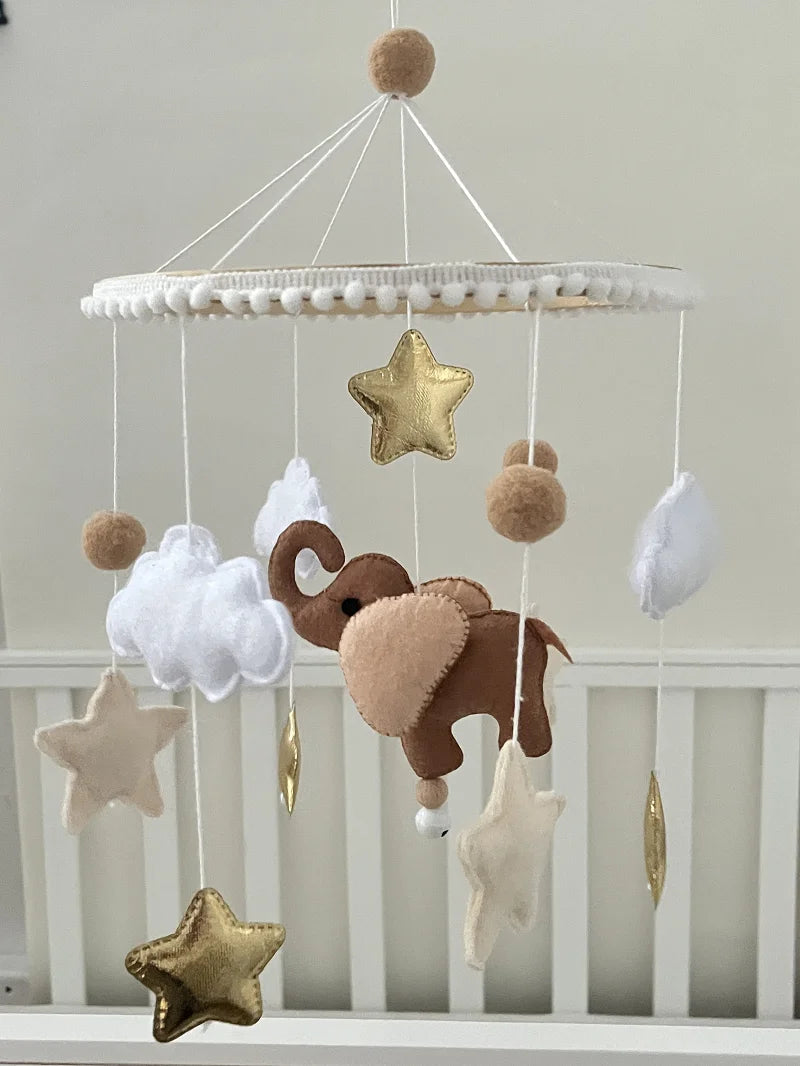 Mobil pour lit bébé