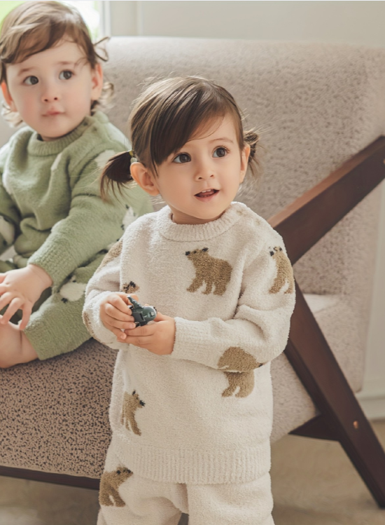Pull à manches longues en Tricot / Douceur et Chaleur Hivernale (garçon & fille)