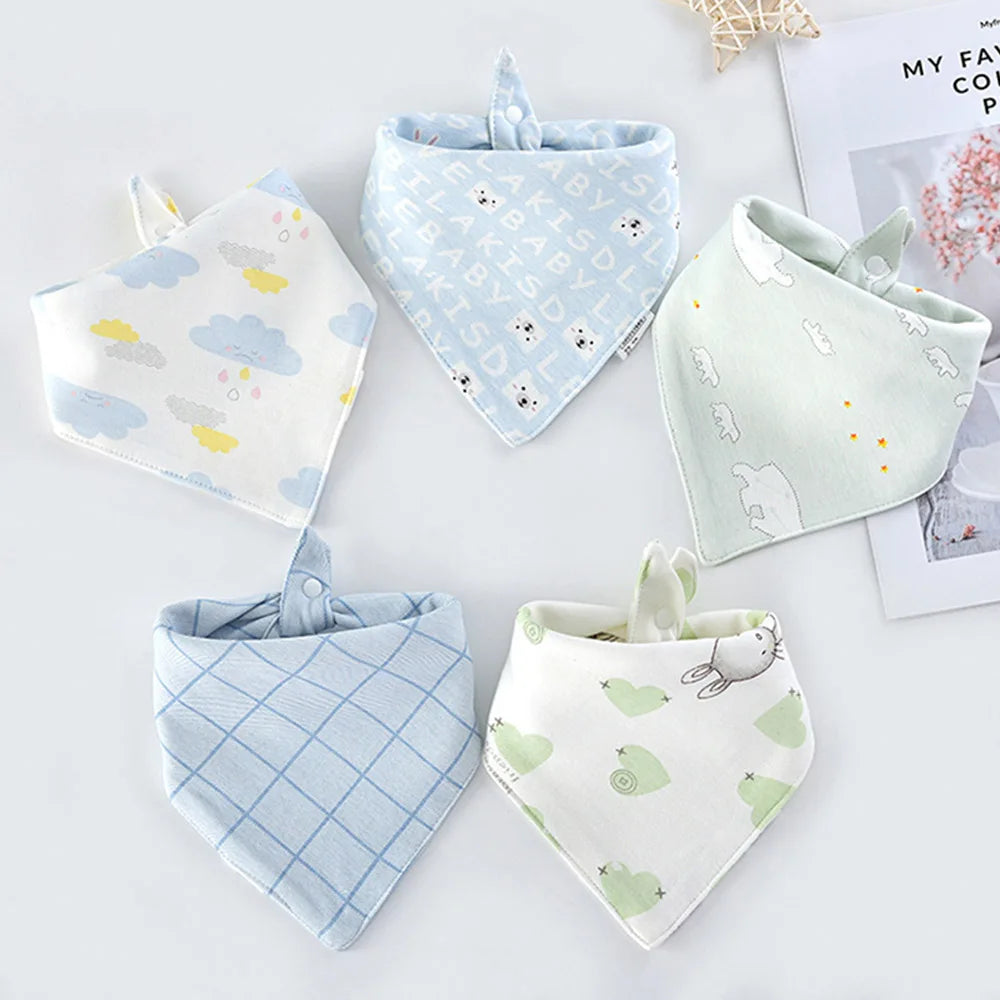 Bavoir triangle en double coton : baver n'a jamais été aussi mignon ! (lot de 5 pièces)