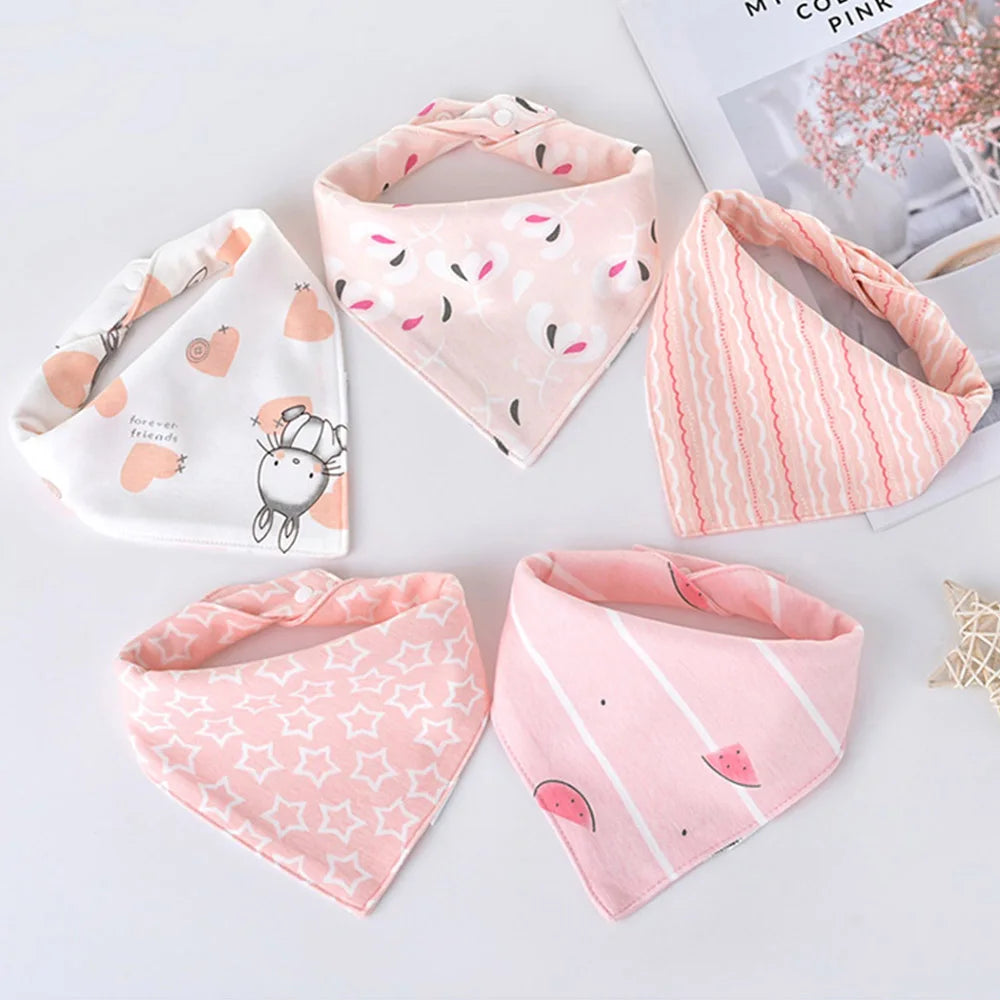 Bavoir triangle en double coton : baver n'a jamais été aussi mignon ! (lot de 5 pièces)