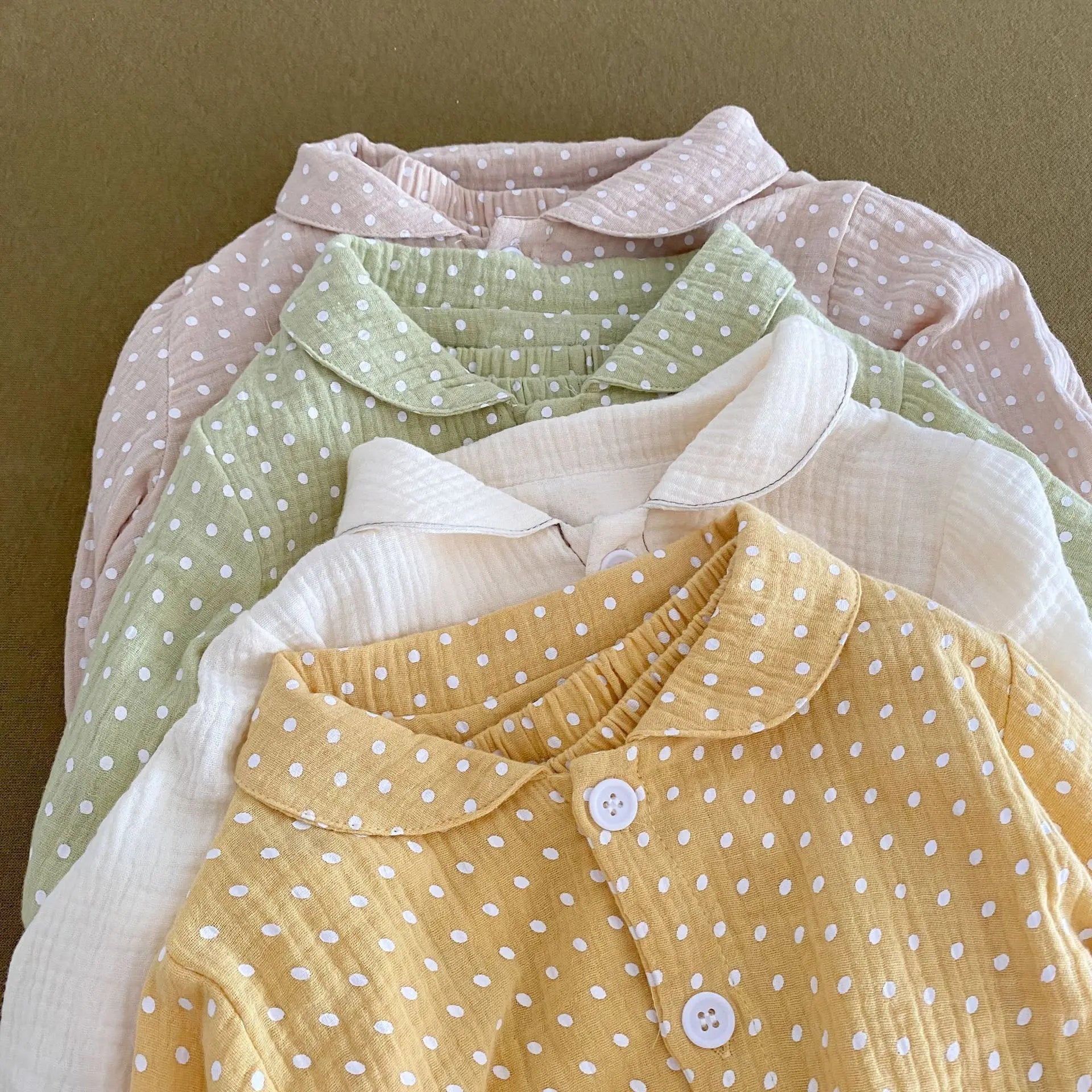 Pyjamas 2 pièces HomeChester : douceur et confort pour de belles nuits