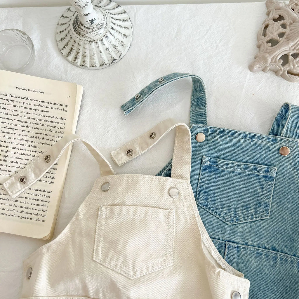 Barboteuse en jean : un look tendance (garçon et fille)