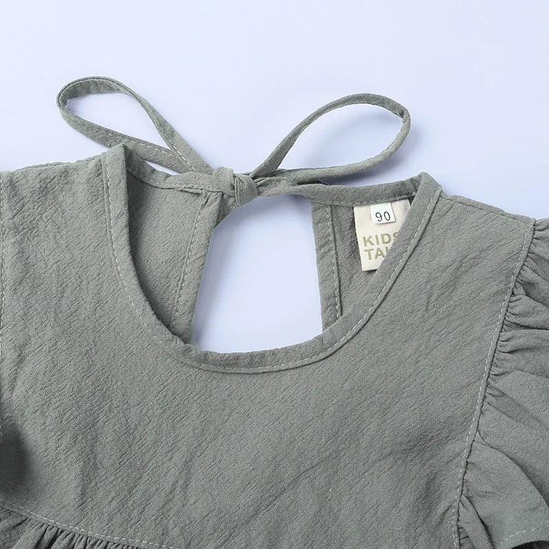 Vestido de lino para niña: el atuendo mágico para las princesas en ciernes