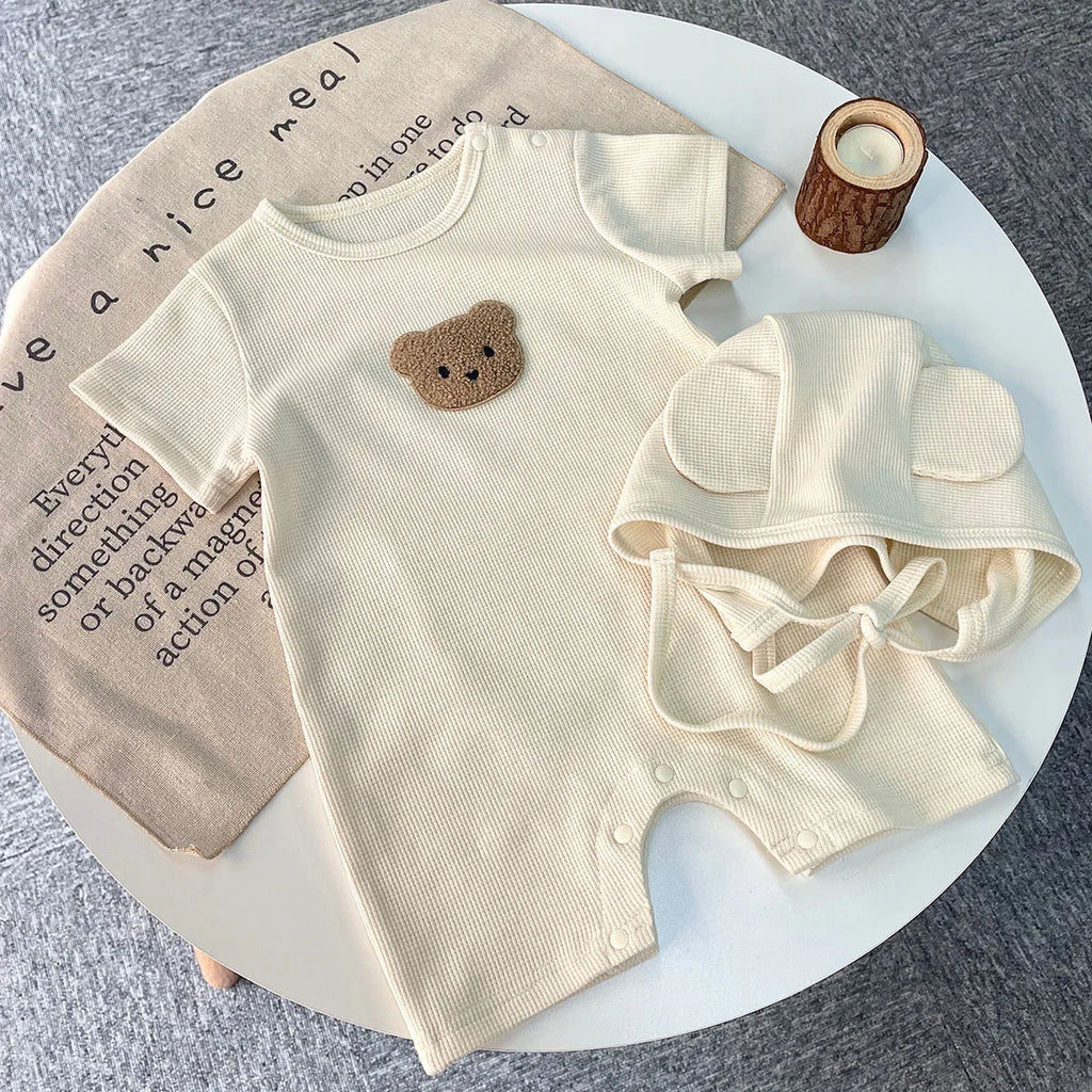 Combinaison en coton "petit ourson": liberté de mouvement (garçon et fille)