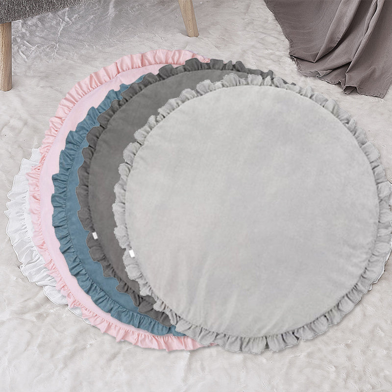 Tapis de sol rond : douceur et tendresse réunis
