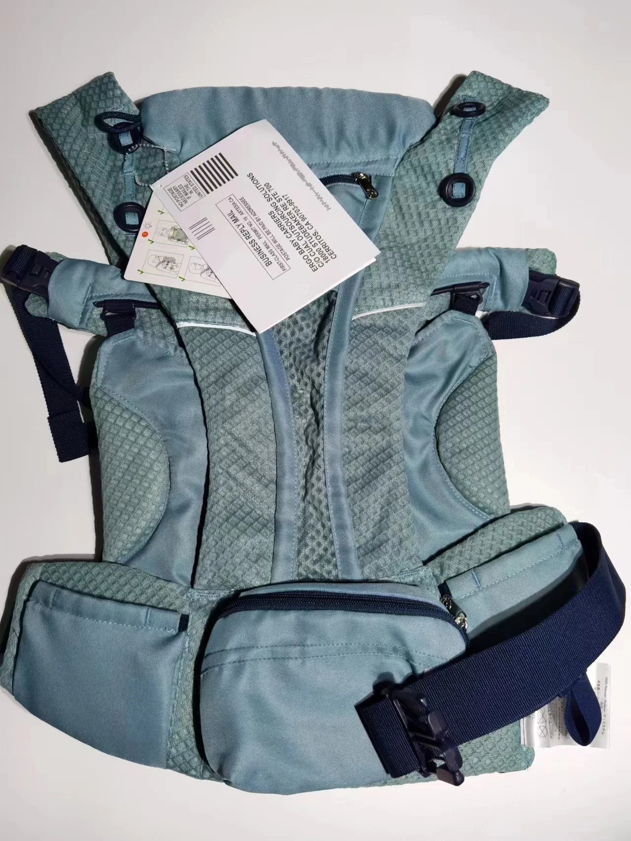 Portabebés ergonómico "EGOBABY": comodidad y seguridad desde los primeros meses. (Adaptable para bebés y niños pequeños - varios colores disponibles)