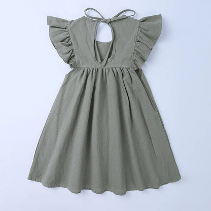 Vestido de lino para niña: el atuendo mágico para las princesas en ciernes