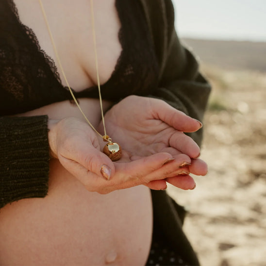🌿 Bola de grossesse apaisante – pendentif sphère, doux tintement, symbolique & élégant
