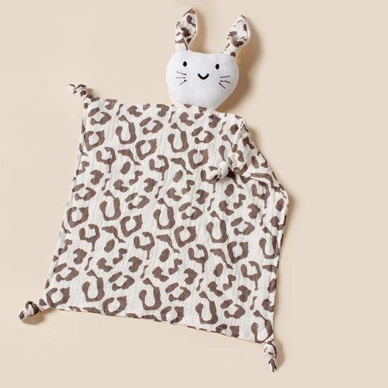 Doudou lapin plat : un ami pour la vie