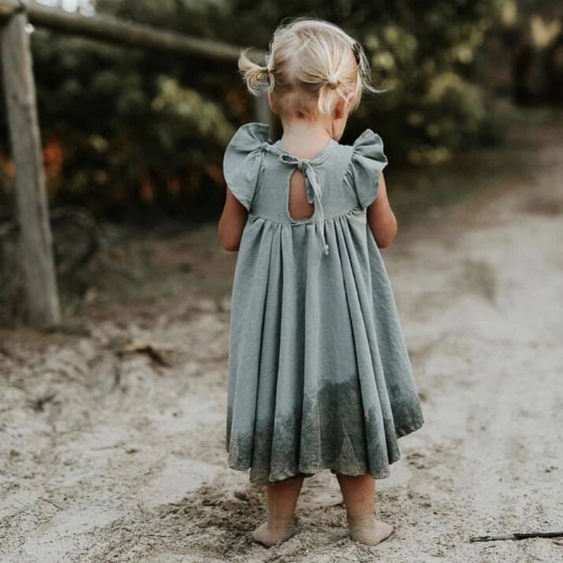 Robe pour petite fille en lin : la tenue féérique pour les princesses en herbe - FamilyLK
